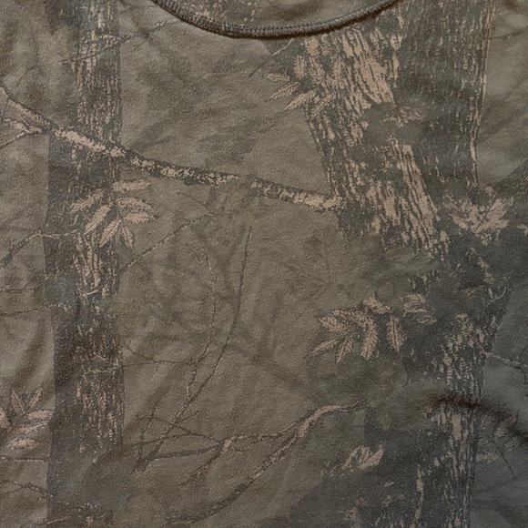 Abercrombie & Fitch Dark Camouflage Crop Top - Picture 3 of 5